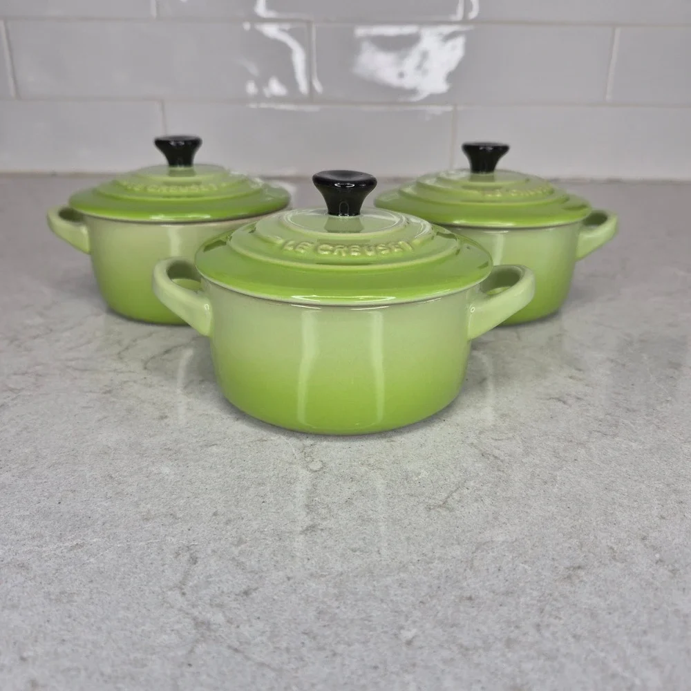 Le Creuset Mini Round Cocotte Set Of 3 Discontinued Kiwi Green Stoneware